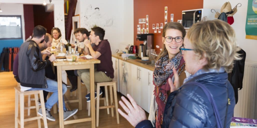 L'équipe accueille une nouvelle coworker dans la communauté de La Cordée.