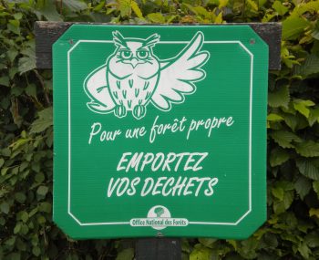 Panneau Emportez vos déchets
