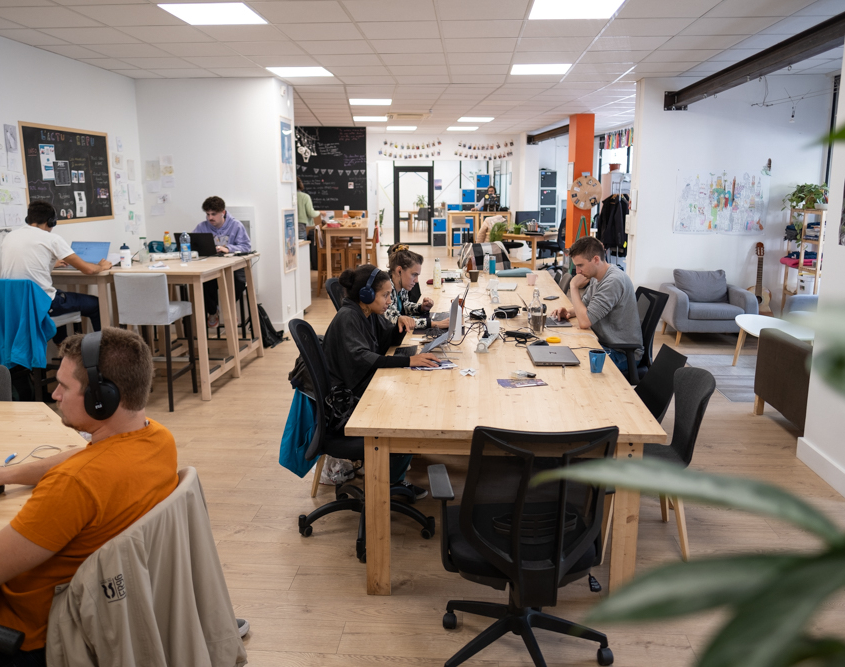 Travailler bien entouré à La Cordée coworking