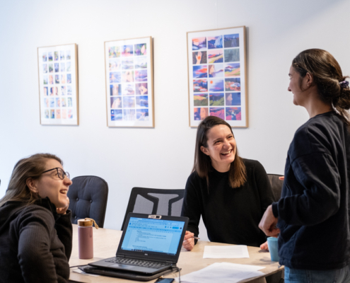 Télétravailler en coworking pour bénéficier de son réseau d’entraide