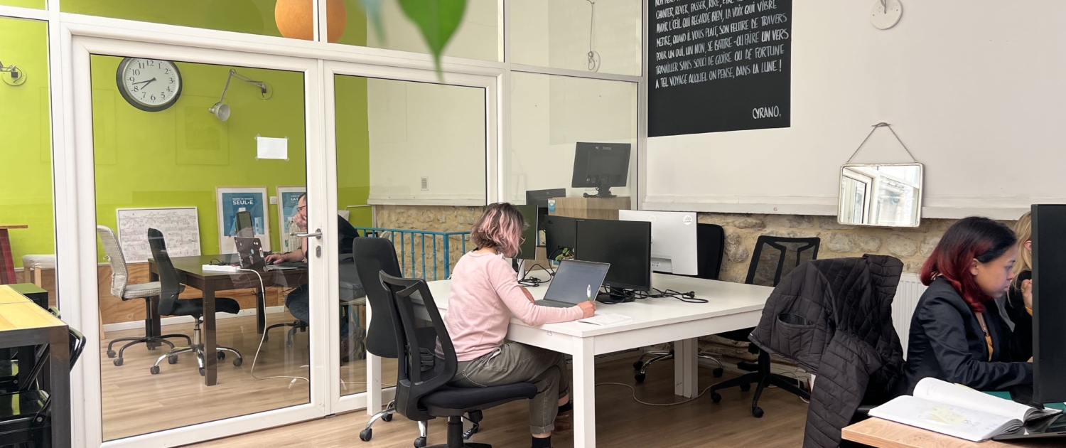 Solution de travail via location de bureaux fixes